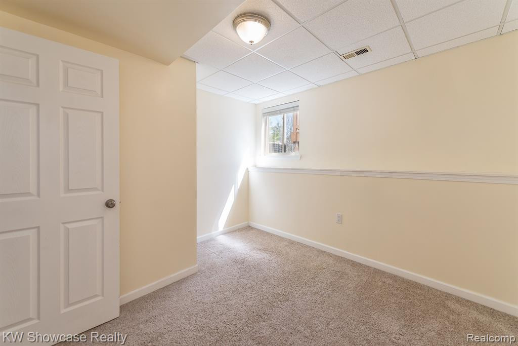 4800 WILLINGHAM Court, Ypsilanti, MI 48197 — Photo 43