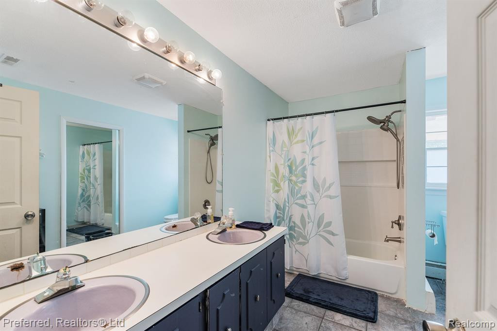 9380 Bennett Lake Rd., Fenton, MI 48430 — Photo 8