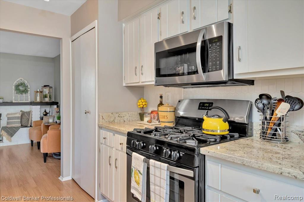 1902 WICKHAM Street, Royal Oak, MI 48073 — Photo 10