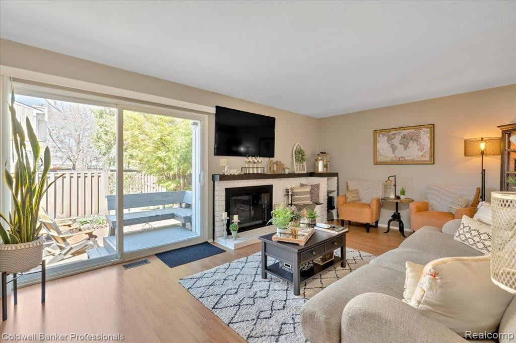 1902 WICKHAM Street, Royal Oak, MI 48073 — Photo 14