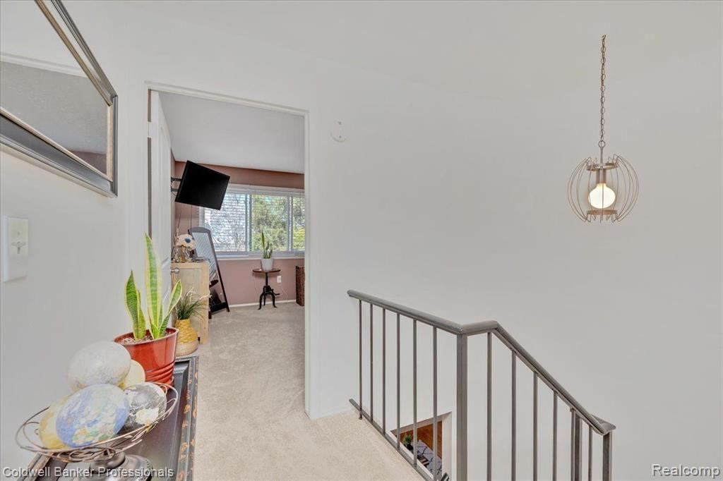 1902 WICKHAM Street, Royal Oak, MI 48073 — Photo 16