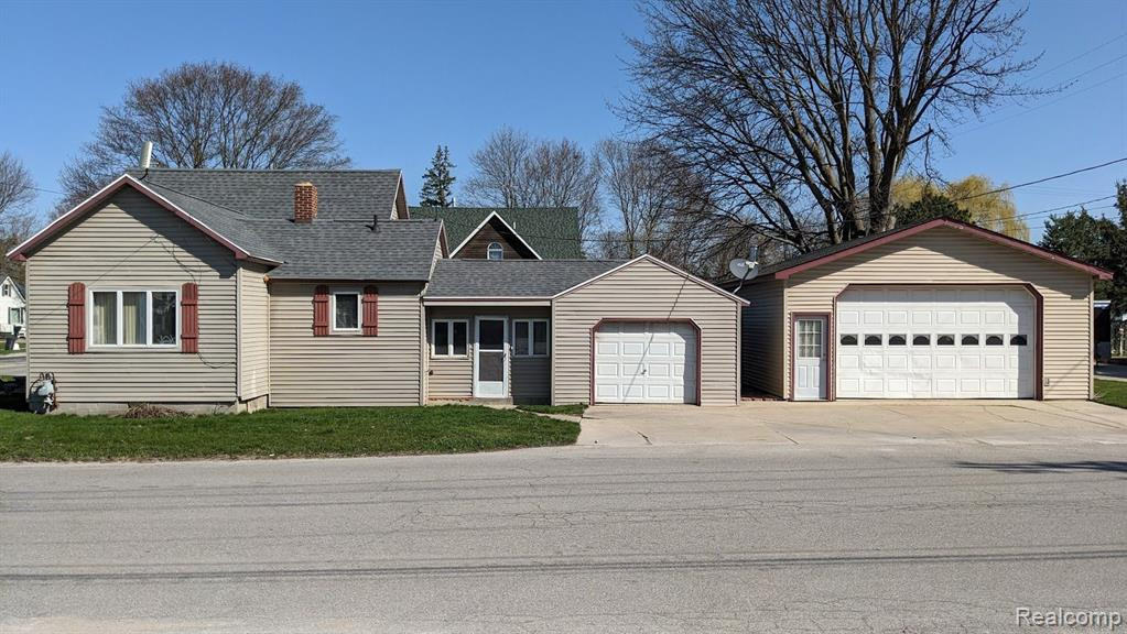 402 N BECK Street, Sebewaing, MI 48759 — front exterior