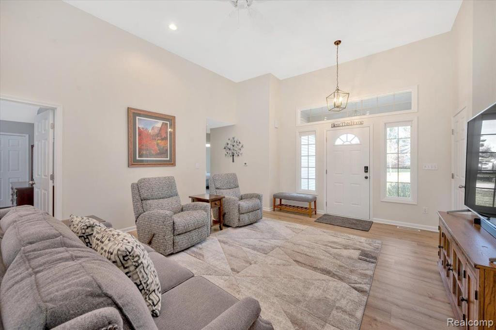 96 JAMESTOWN Drive, Metamora, MI 48455 — Photo 11