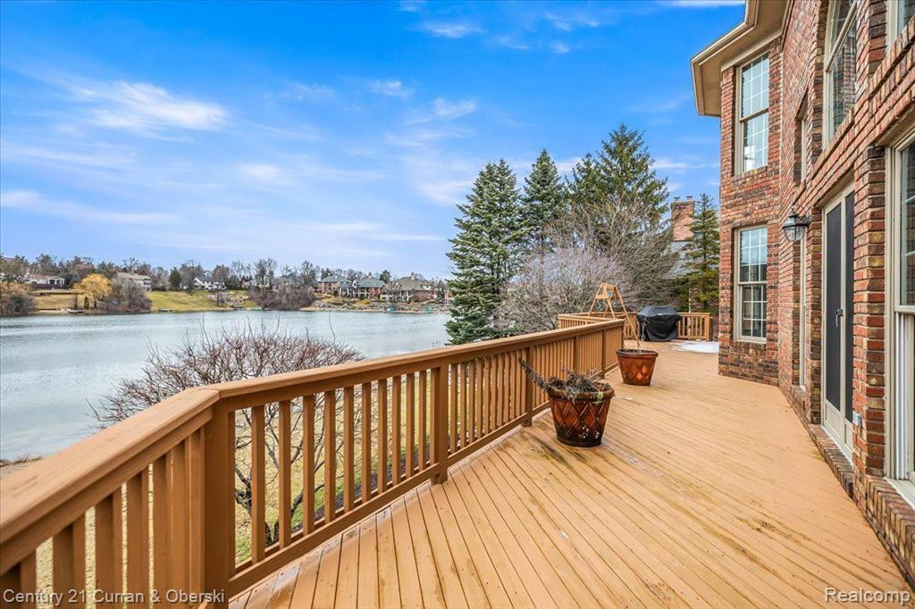 18615 FOX HOLLOW COURT, Northville, MI 48168 — Photo 12