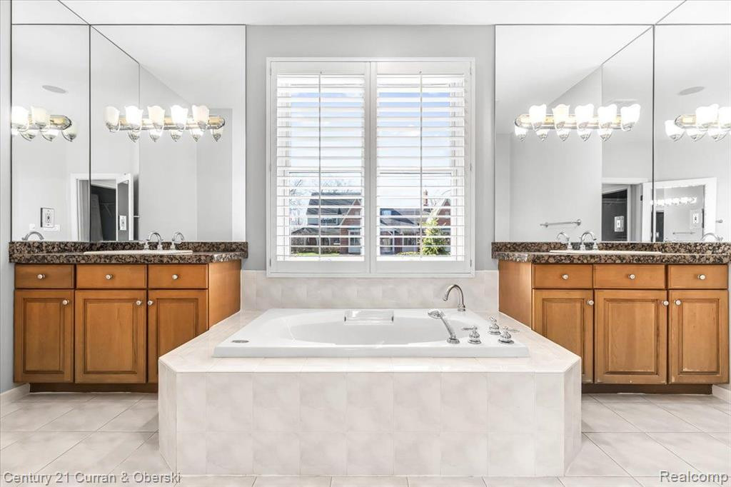 18615 FOX HOLLOW COURT, Northville, MI 48168 — Photo 16