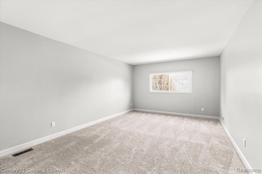 18615 FOX HOLLOW COURT, Northville, MI 48168 — Photo 19