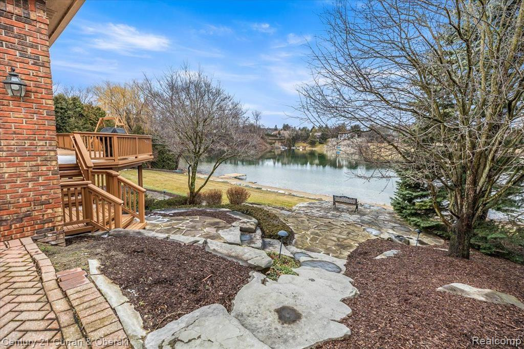 18615 FOX HOLLOW COURT, Northville, MI 48168 — Photo 31