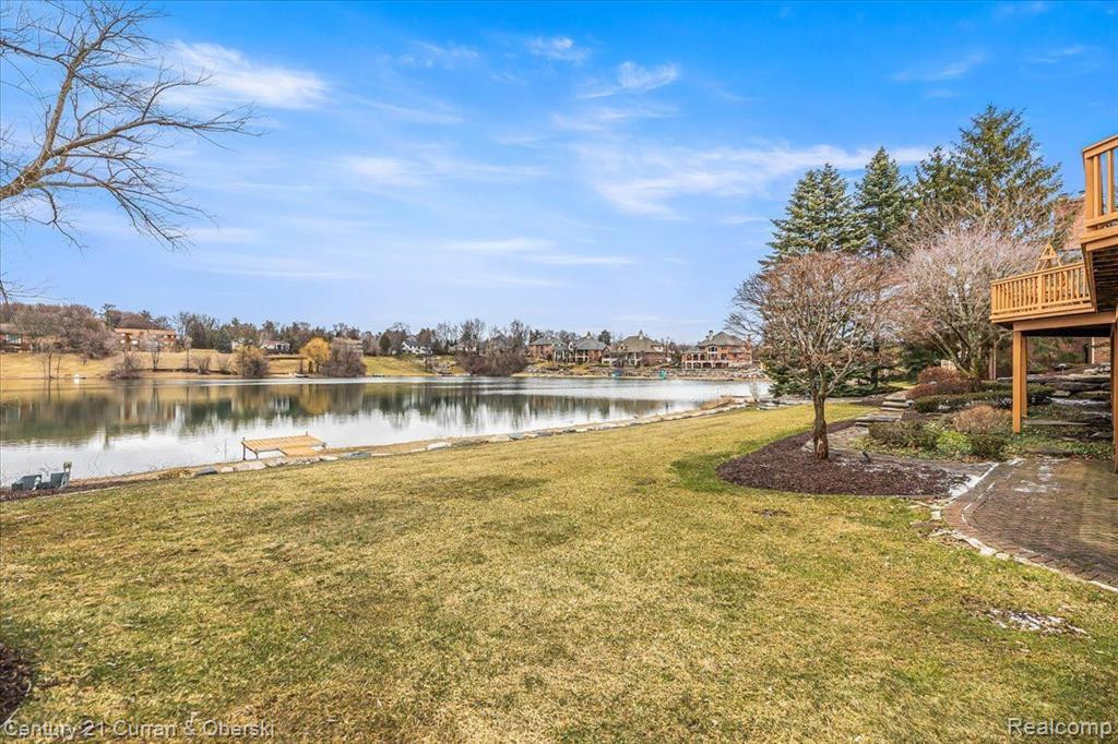 18615 FOX HOLLOW COURT, Northville, MI 48168 — Photo 32