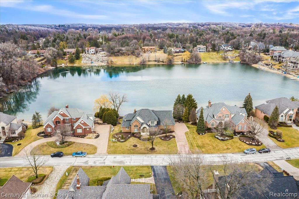 18615 FOX HOLLOW COURT, Northville, MI 48168 — Photo 37