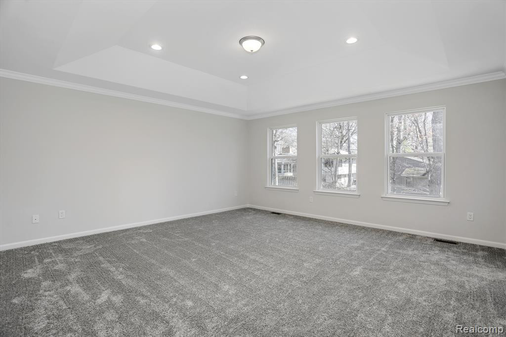 214 SINGH Boulevard, South Lyon, MI 48178 — Photo 34