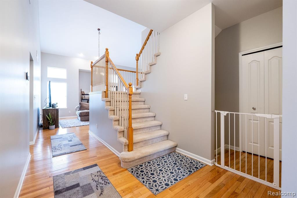 1022 PADDOCK Drive, 4, South Lyon, MI 48178 — Photo 8