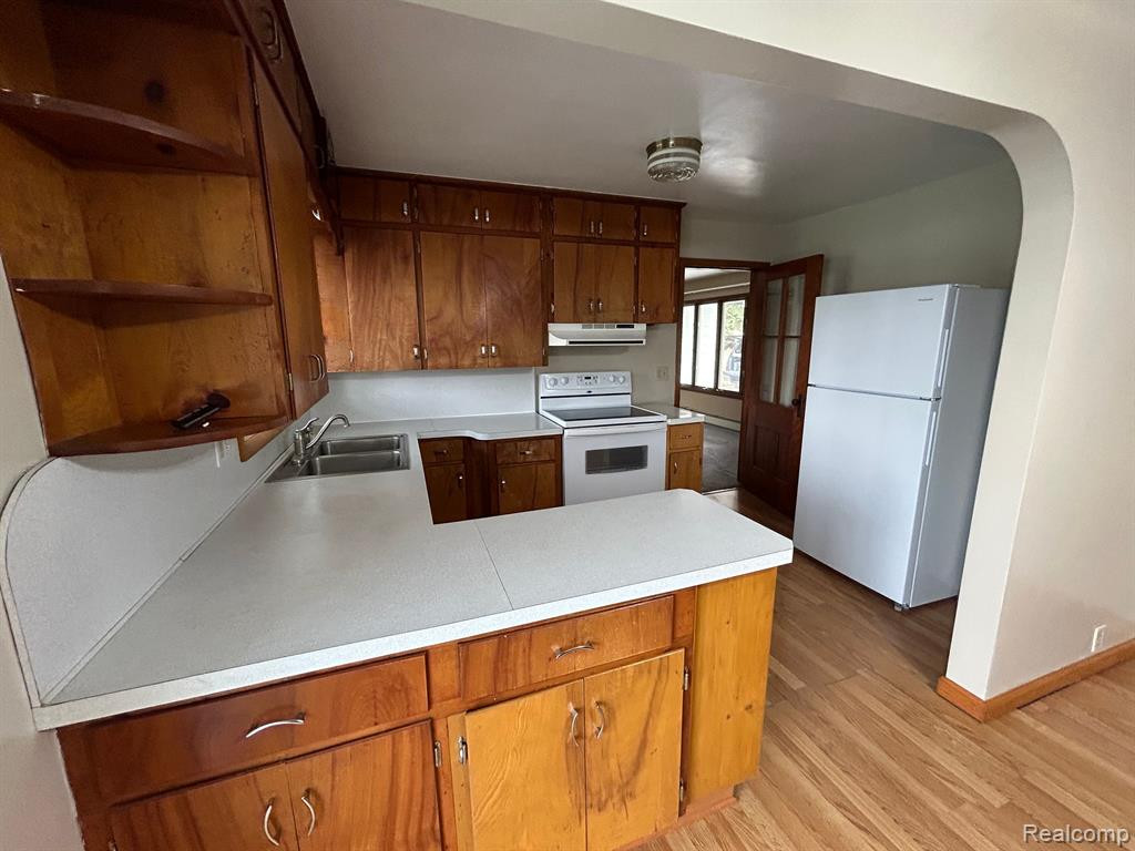 4422 BEACH Street, Akron, MI 48701 — Photo 7