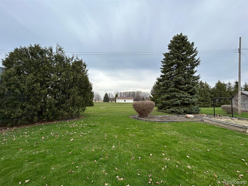 4422 BEACH Street, Akron, MI 48701 — Photo 23