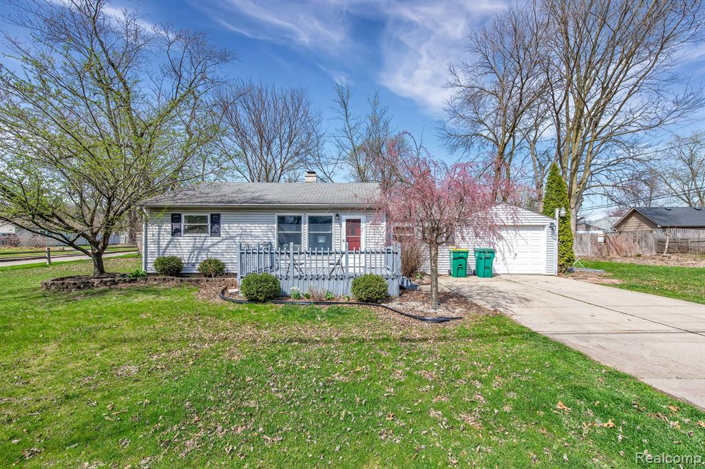 1715 RUSSELL Street, Ypsilanti, MI 48198 — Photo 2