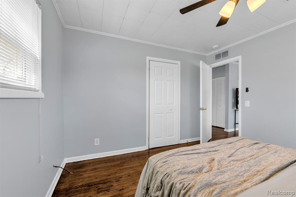 1715 RUSSELL Street, Ypsilanti, MI 48198 — Photo 13