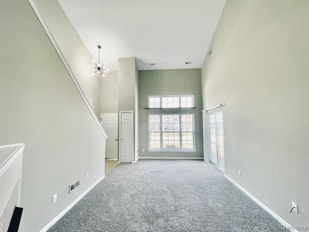 15106 ADDINGTON Drive, Commerce Twp, MI 48390 — Photo 4
