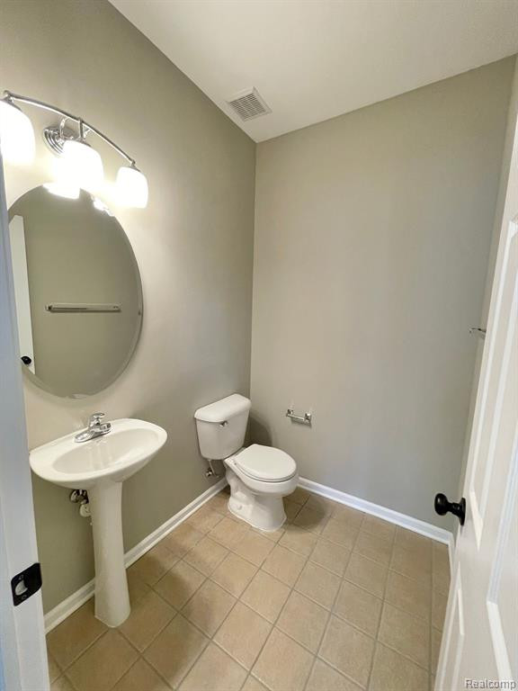 15106 ADDINGTON Drive, Commerce Twp, MI 48390 — Photo 9
