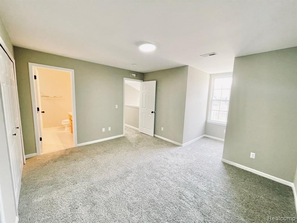 15106 ADDINGTON Drive, Commerce Twp, MI 48390 — Photo 18