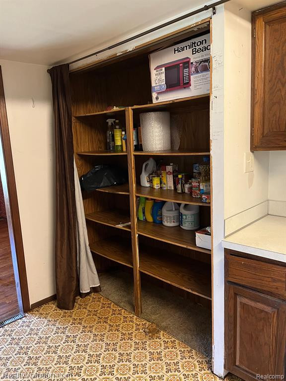 6252 LYONS Road, Imlay City, MI 48444 — Photo 11