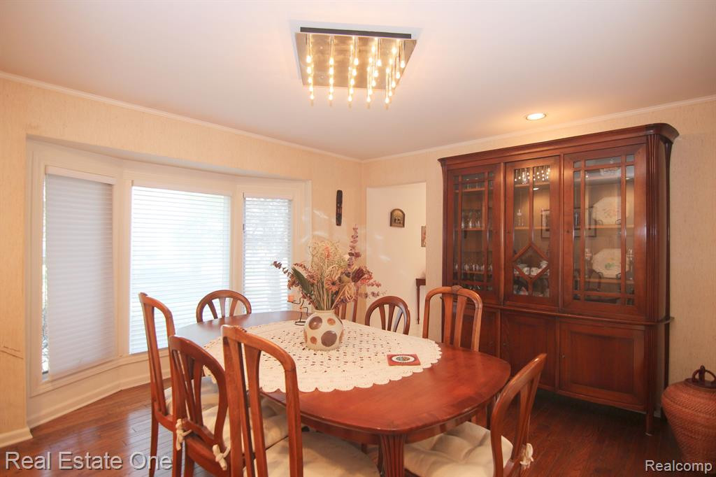 5441 PROVINCIAL Drive, Bloomfield Hills, MI 48302 — Photo 8