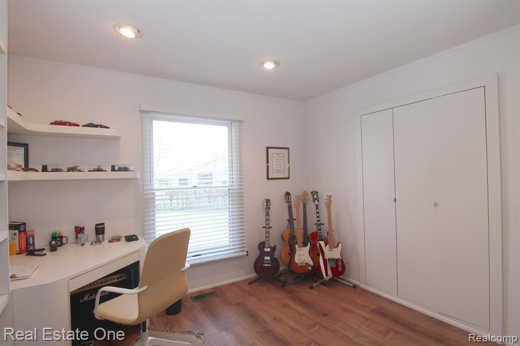 5441 PROVINCIAL Drive, Bloomfield Hills, MI 48302 — Photo 15