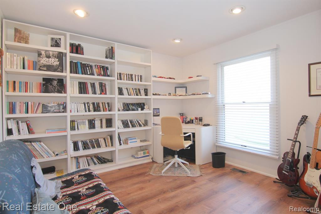 5441 PROVINCIAL Drive, Bloomfield Hills, MI 48302 — Photo 16