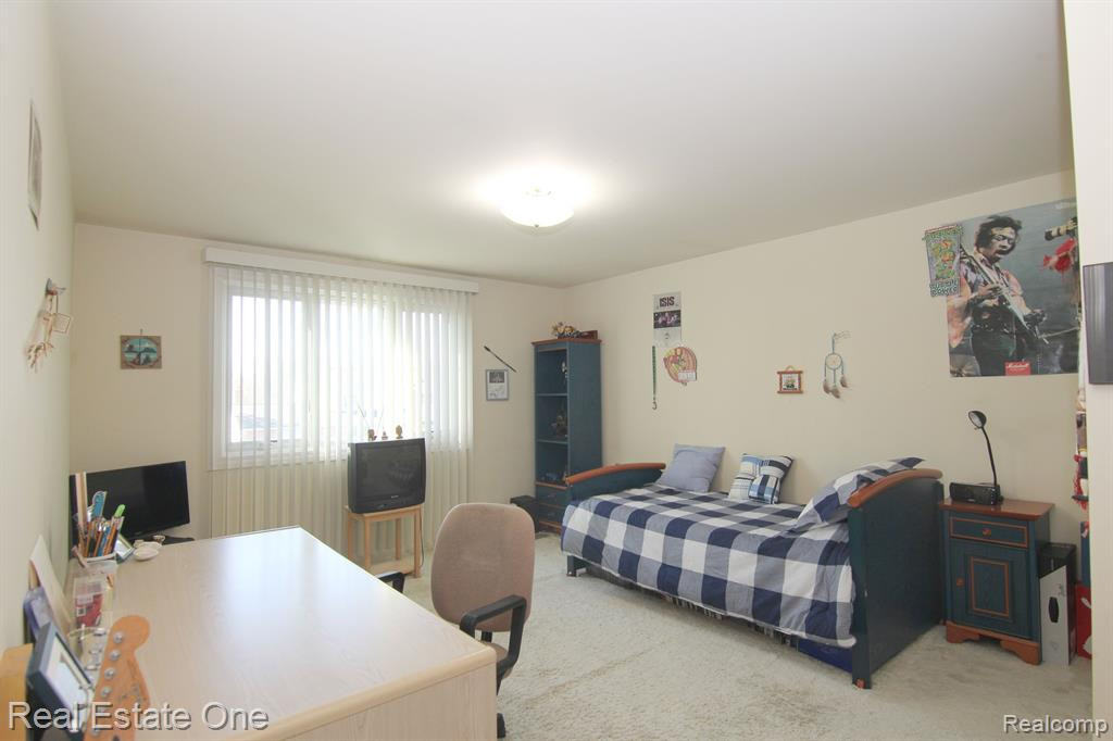 5441 PROVINCIAL Drive, Bloomfield Hills, MI 48302 — Photo 23