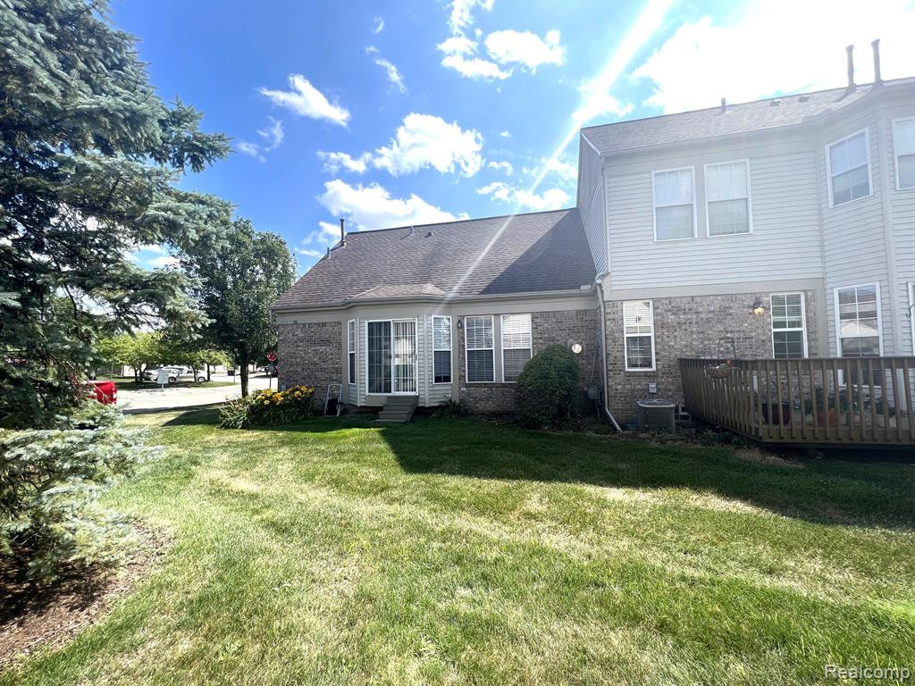 3971 HUNTERS Circle E, Canton, MI 48188 — Photo 2