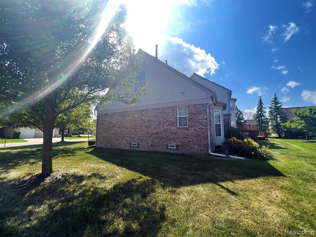 3971 HUNTERS Circle E, Canton, MI 48188 — Photo 11