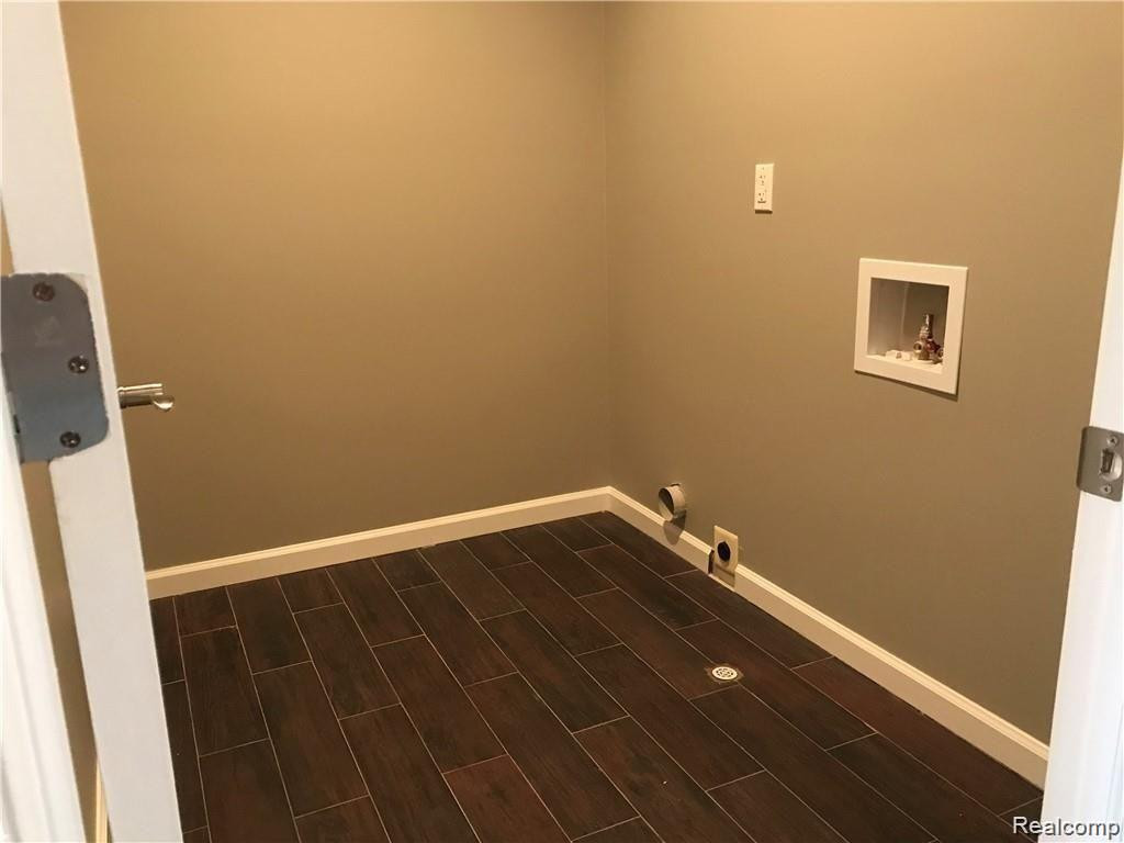 408 LEGATO Drive, Walled Lake, MI 48390 — Photo 7