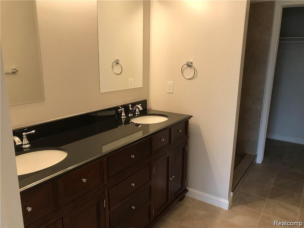 408 LEGATO Drive, Walled Lake, MI 48390 — Photo 10