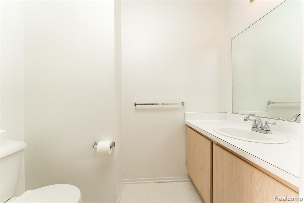 22307 ATLANTIC POINTE, Farmington Hills, MI 48336 — Photo 12
