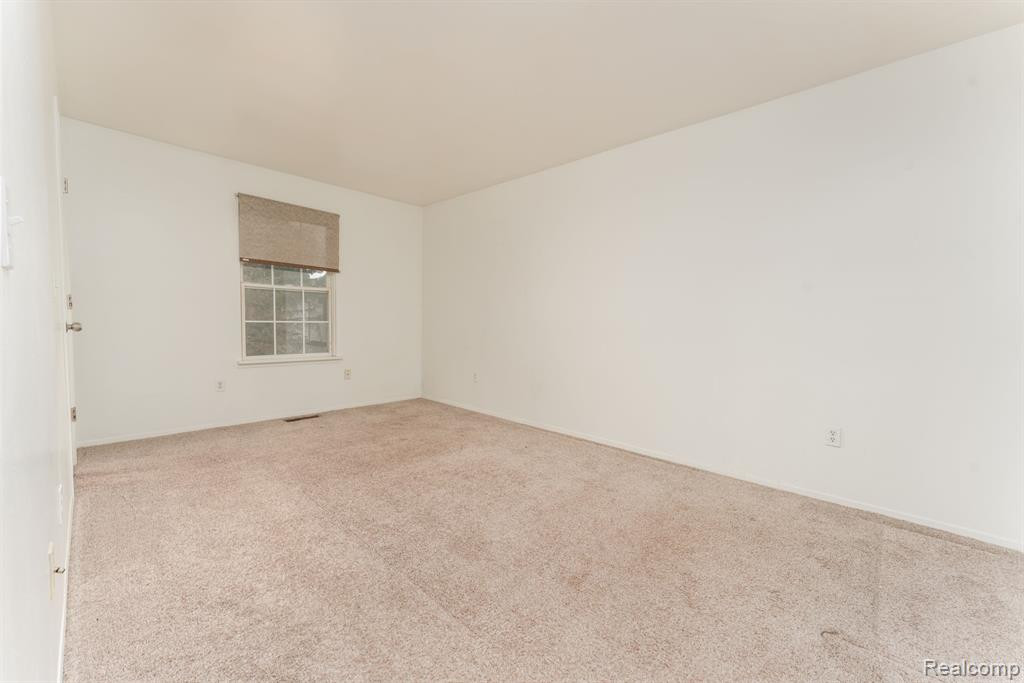 22307 ATLANTIC POINTE, Farmington Hills, MI 48336 — Photo 13