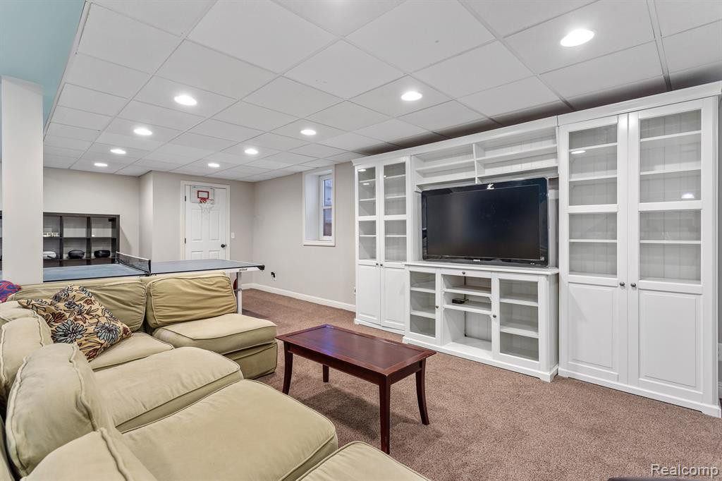 441 ROOSEVELT Street, Canton, MI 48188 — Photo 32