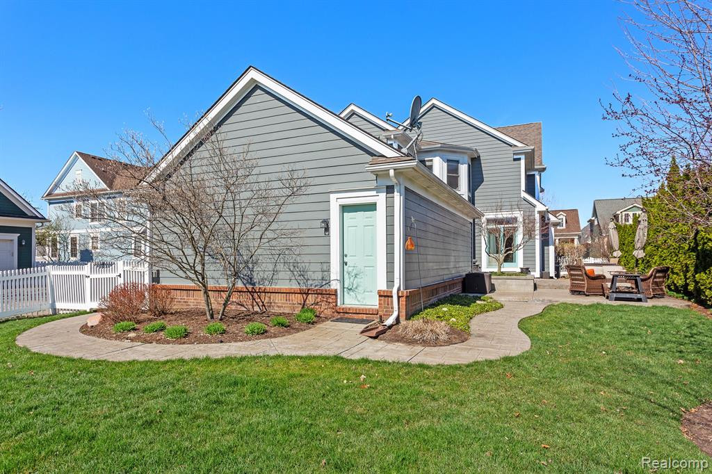 441 ROOSEVELT Street, Canton, MI 48188 — Photo 46