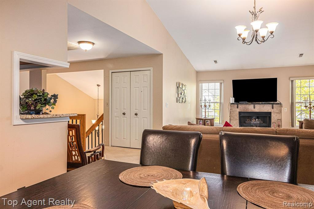 5844 Pine Aires Drive, Sterling Heights, MI 48314 — Photo 7