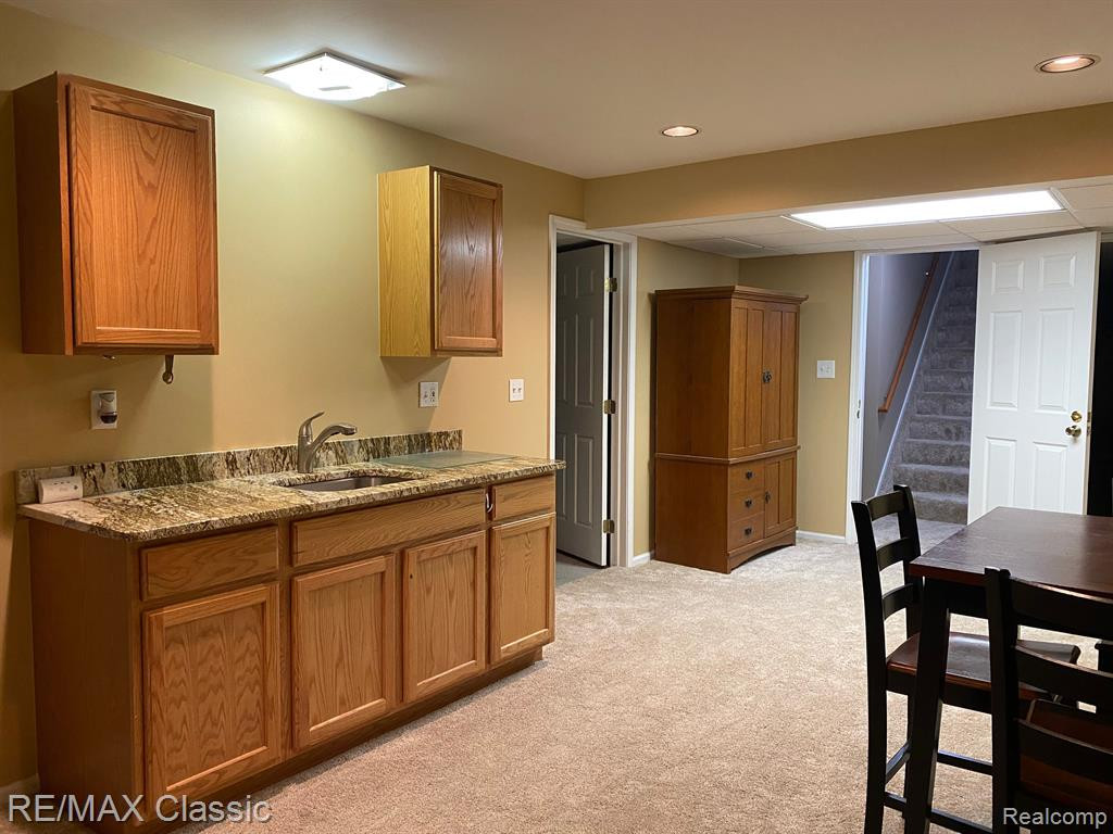 978 HICKORY Drive, Brighton, MI 48116 — Photo 10