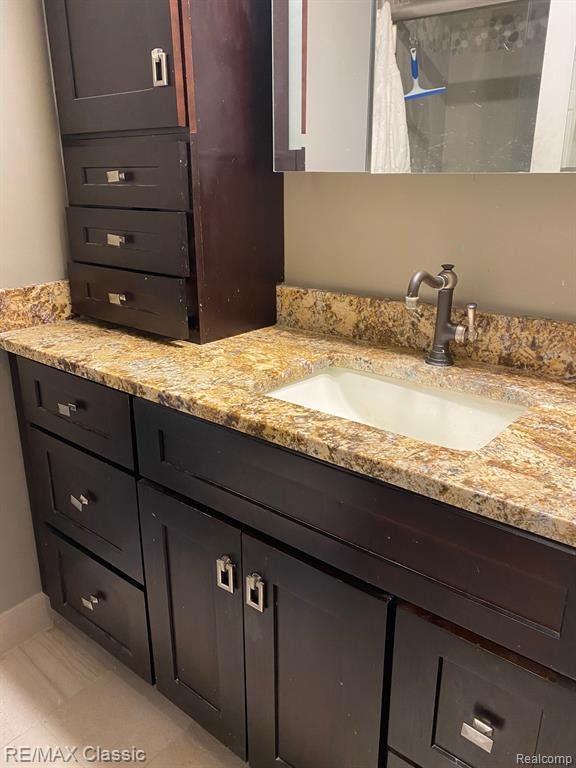 978 HICKORY Drive, Brighton, MI 48116 — Photo 16