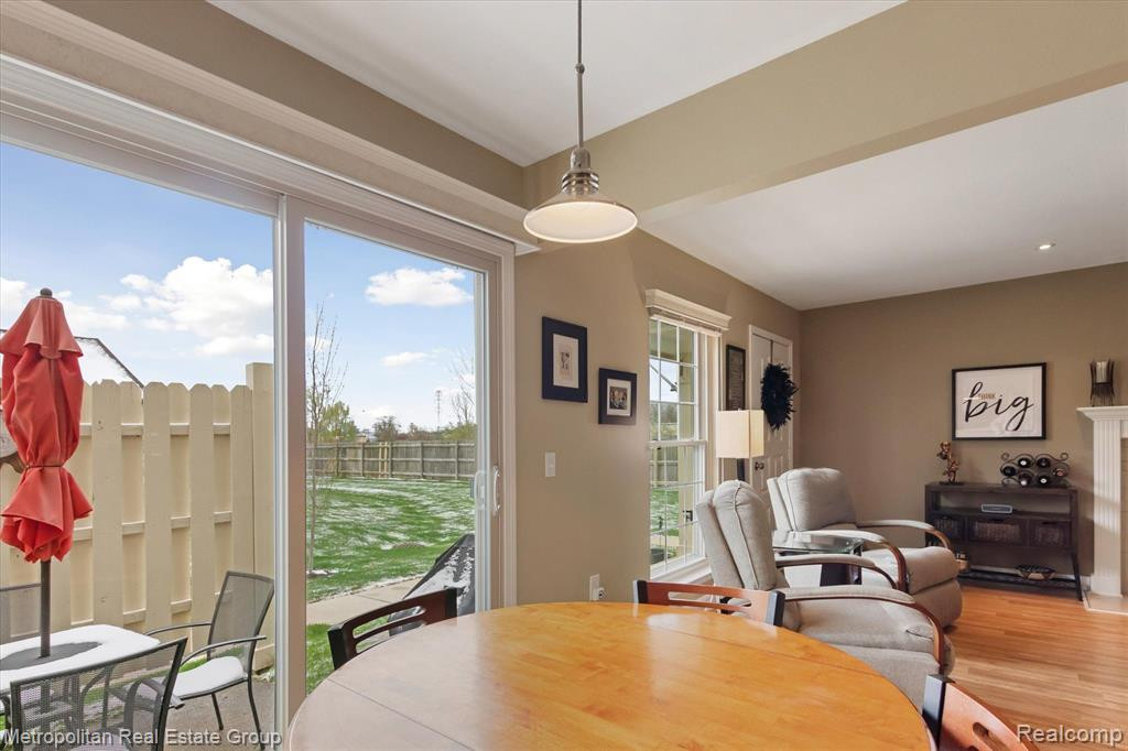 1492 DOVER Hill S, Walled Lake, MI 48390 — Photo 9