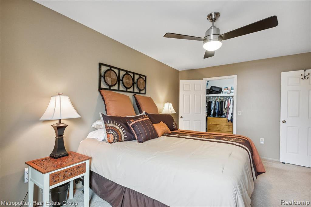 1492 DOVER Hill S, Walled Lake, MI 48390 — Photo 18