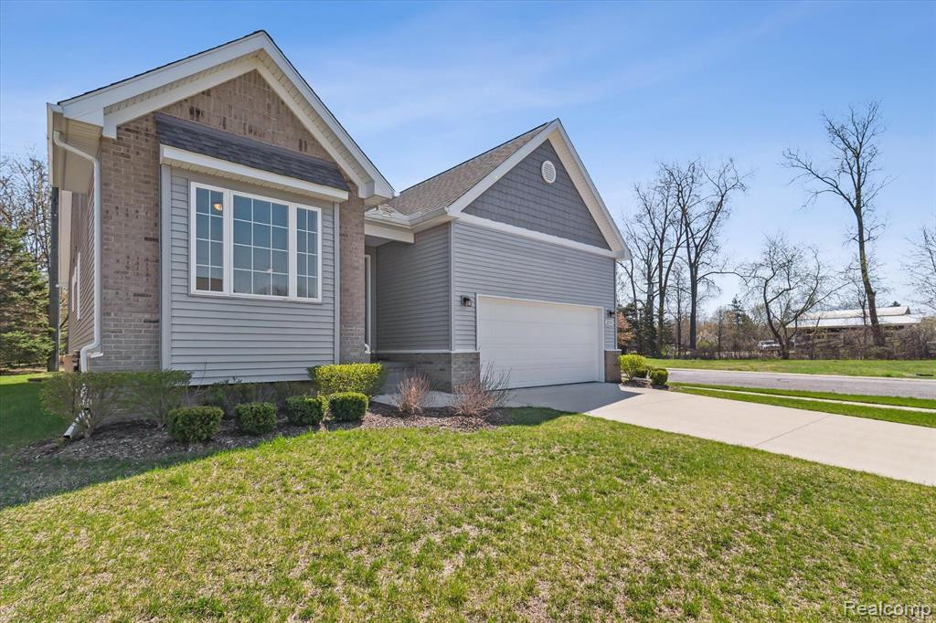 22503 GEORGIA PINE Drive, New Boston, MI 48164 — Photo 3