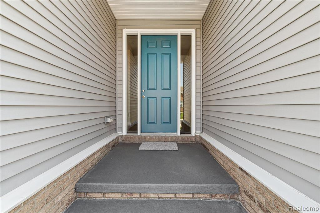 22503 GEORGIA PINE Drive, New Boston, MI 48164 — Photo 8