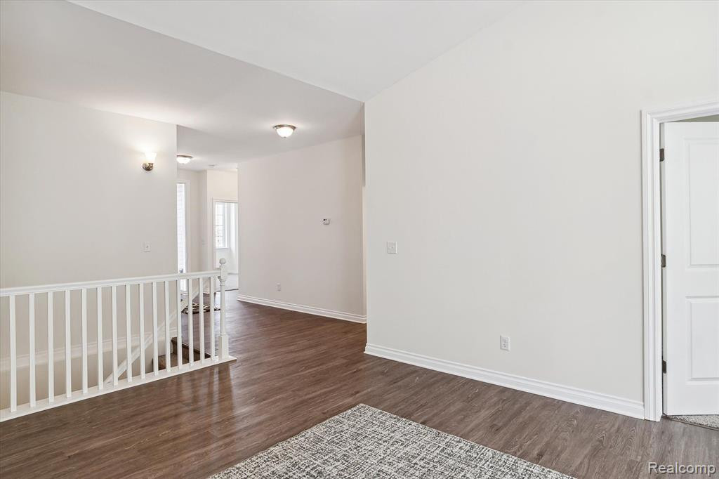 22503 GEORGIA PINE Drive, New Boston, MI 48164 — Photo 12