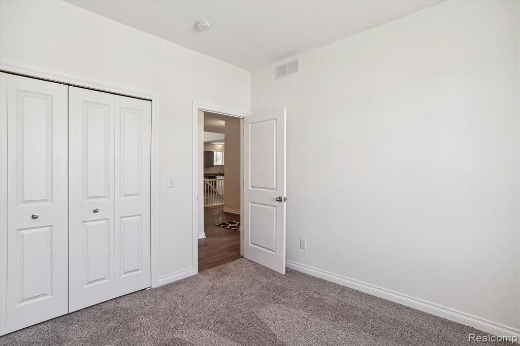 22503 GEORGIA PINE Drive, New Boston, MI 48164 — Photo 29