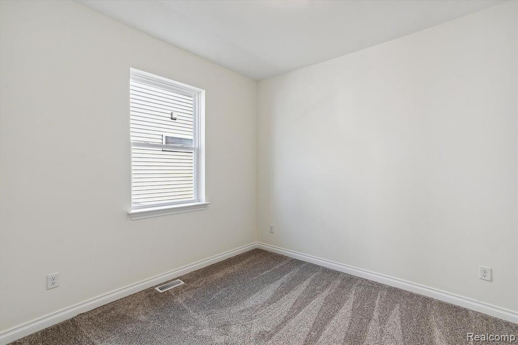 22503 GEORGIA PINE Drive, New Boston, MI 48164 — Photo 31