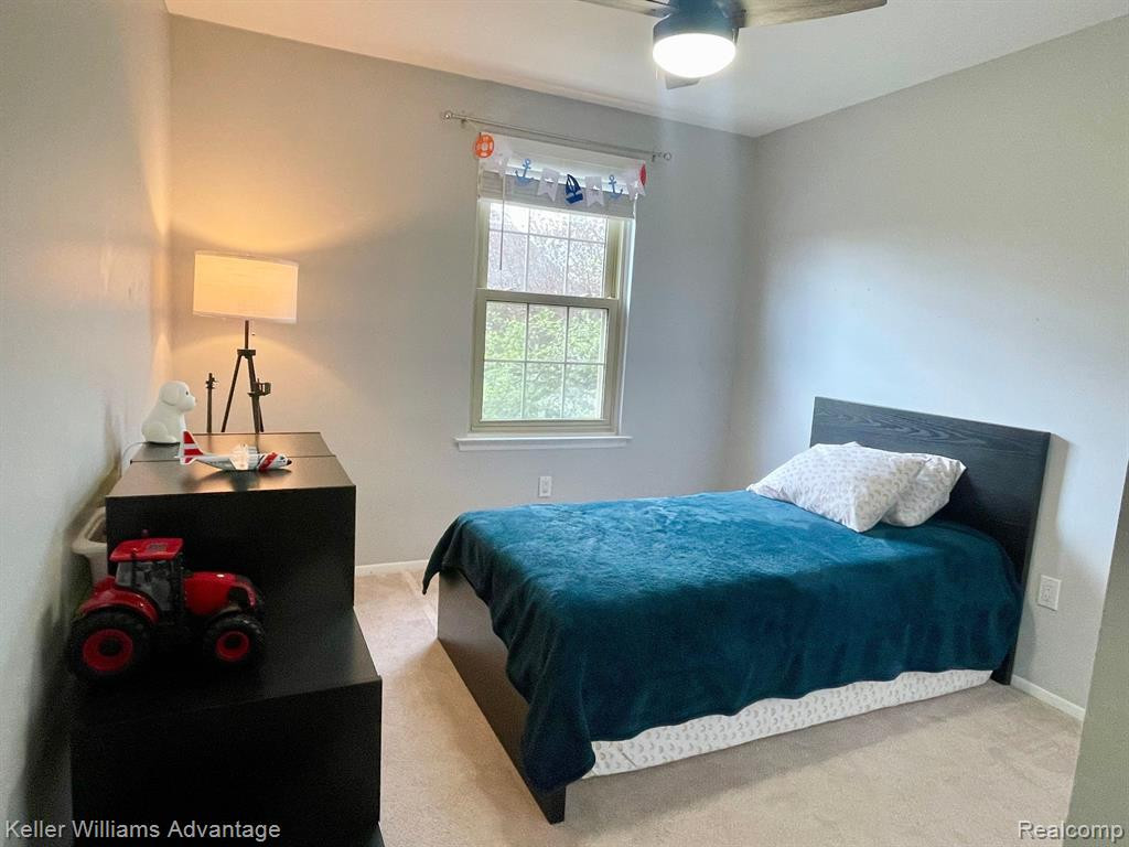 1596 Wimbledon Drive, Walled Lake, MI 48390 — Photo 12