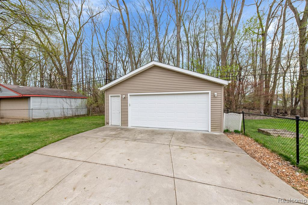 39521 CATHER Street, Canton, MI 48187 — Photo 15