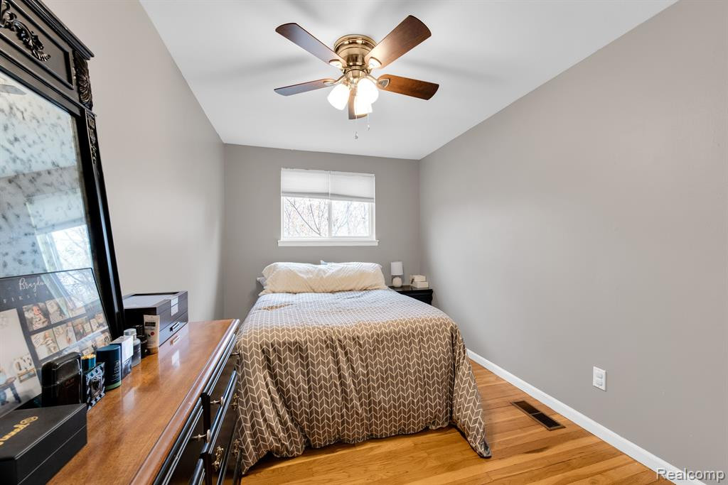 39521 CATHER Street, Canton, MI 48187 — Photo 21