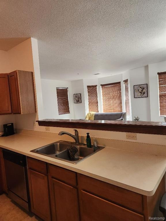 23370 SUNSET Road, 23, Taylor, MI 48180 — Photo 3