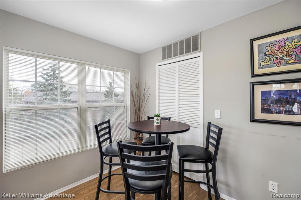 15605 STONE CROSSING Drive, Southfield, MI 48075 — Photo 5